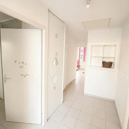 2 Maisonette *